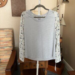 New Women’s Sz. L Jasmine & Ginger Long Graphic Raglan Sleeve Baseball Style T-S